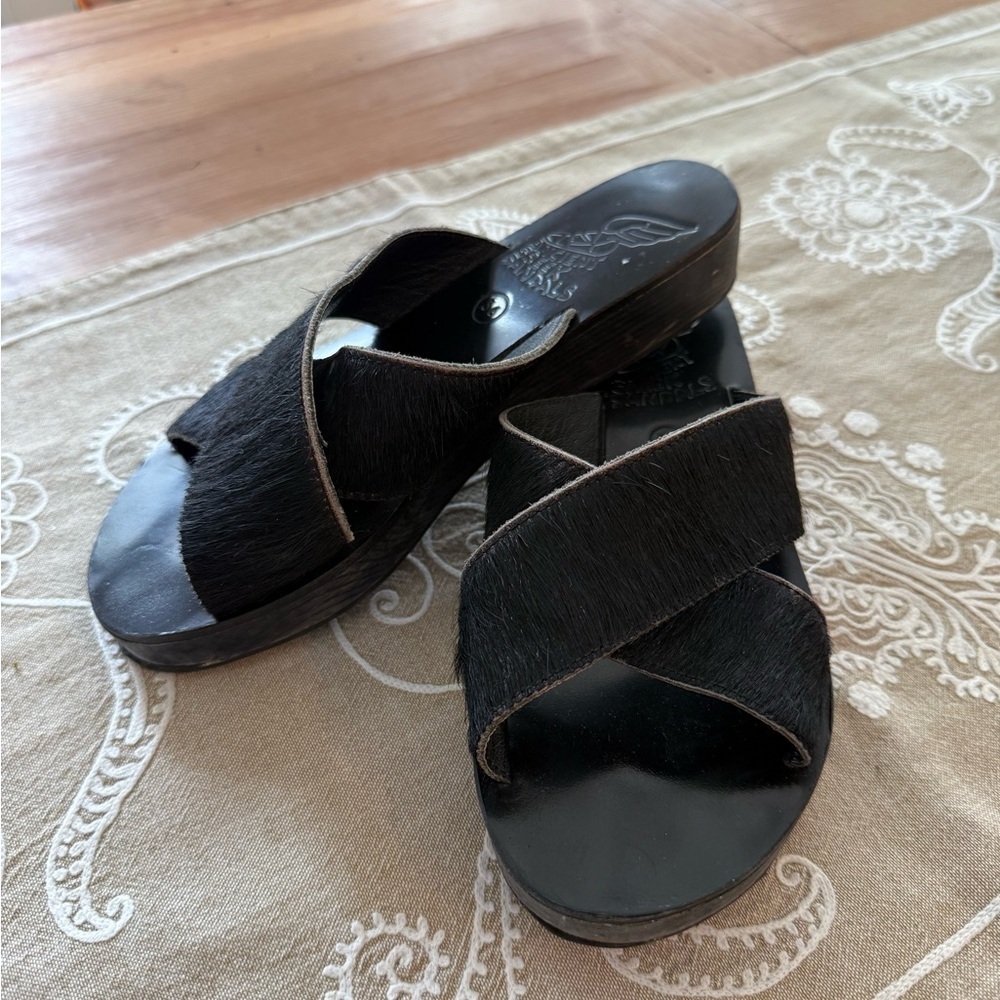 Women's Black Thais Slide Sandals